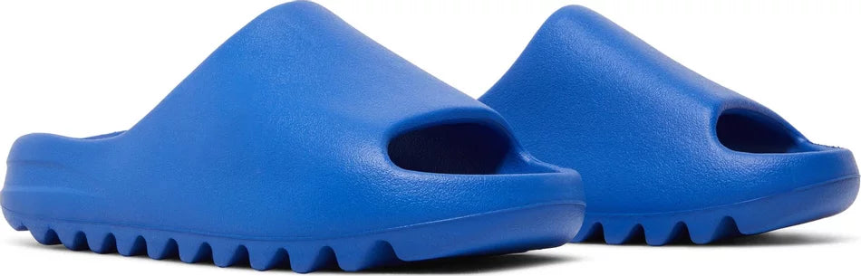 Yeezy Slides 'Azure'