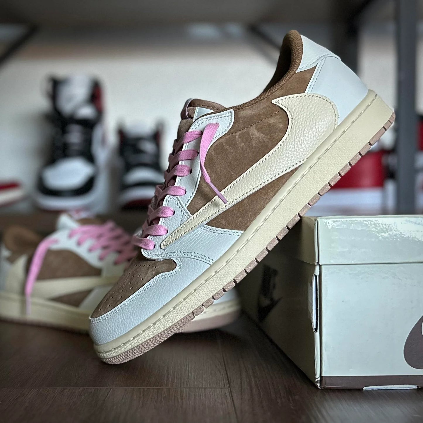 Travis Scott x Air Jordan 1 Low OG SP 'Sail Shy Pink'