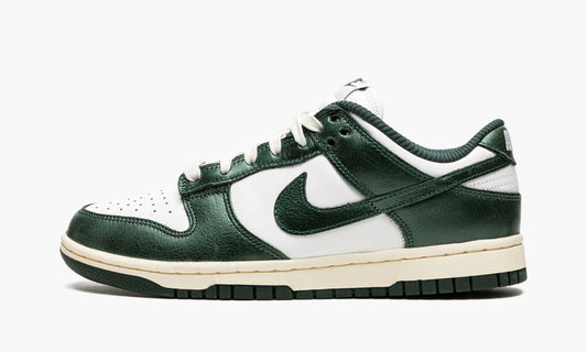 Wmns Nike Dunk Low "Vintage Green"