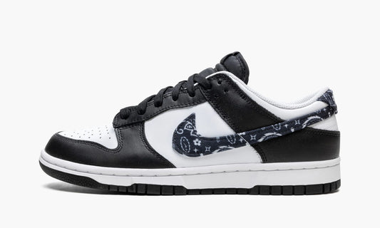 Wmns Nike Dunk Low Essential "Black Paisley"