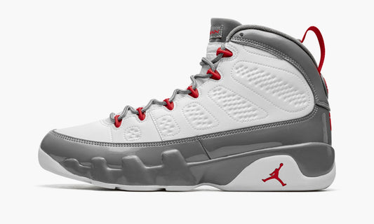 Air Jordan 9 "Fire Red" 2022